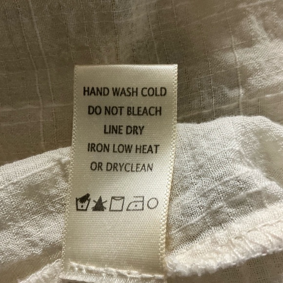 Max Studio Women Cream Puff Sleeve Blouse with Tie Front - Picture 6 of 6